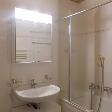 Апартаменты Les Vignettes 42 By Interhome Кран-Монтана